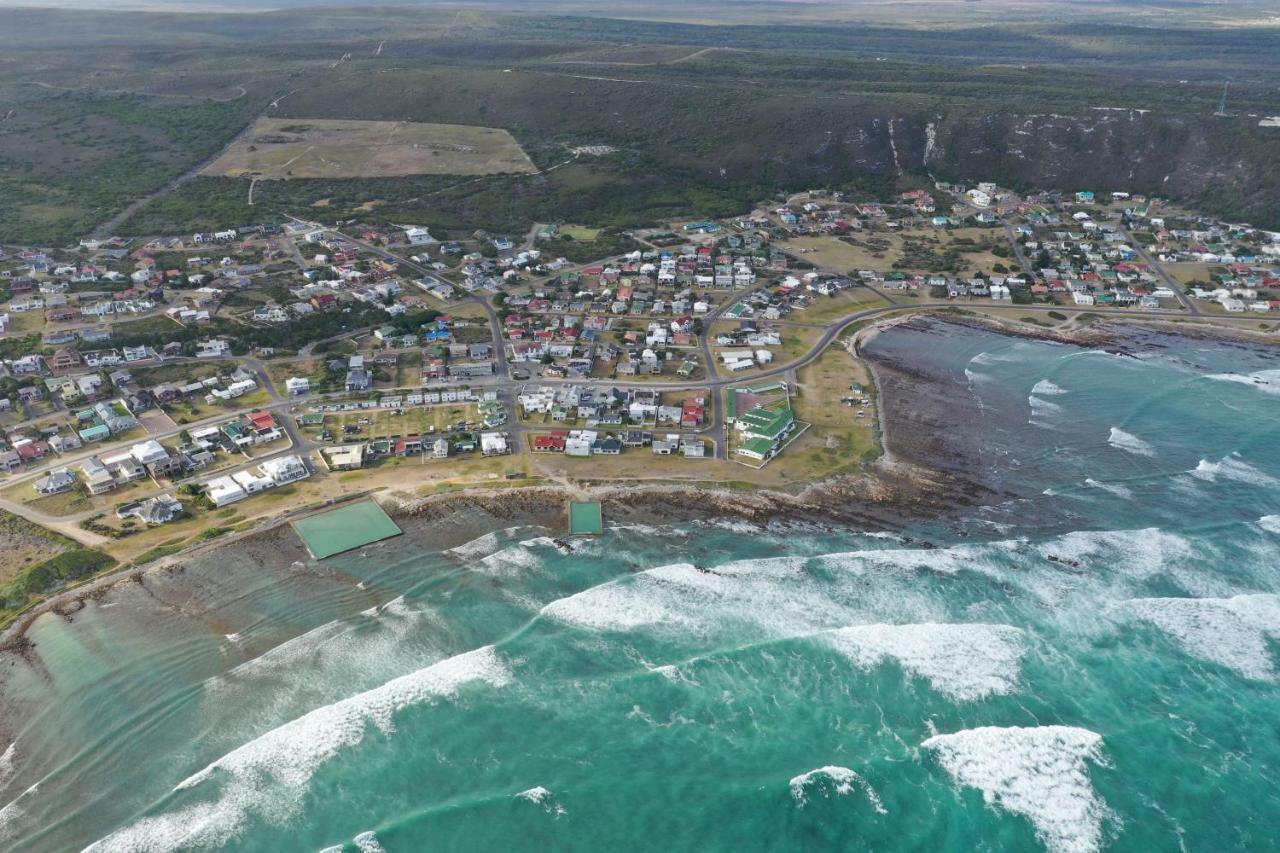 Appartamento Redsky Self Catering Agulhas Esterno foto