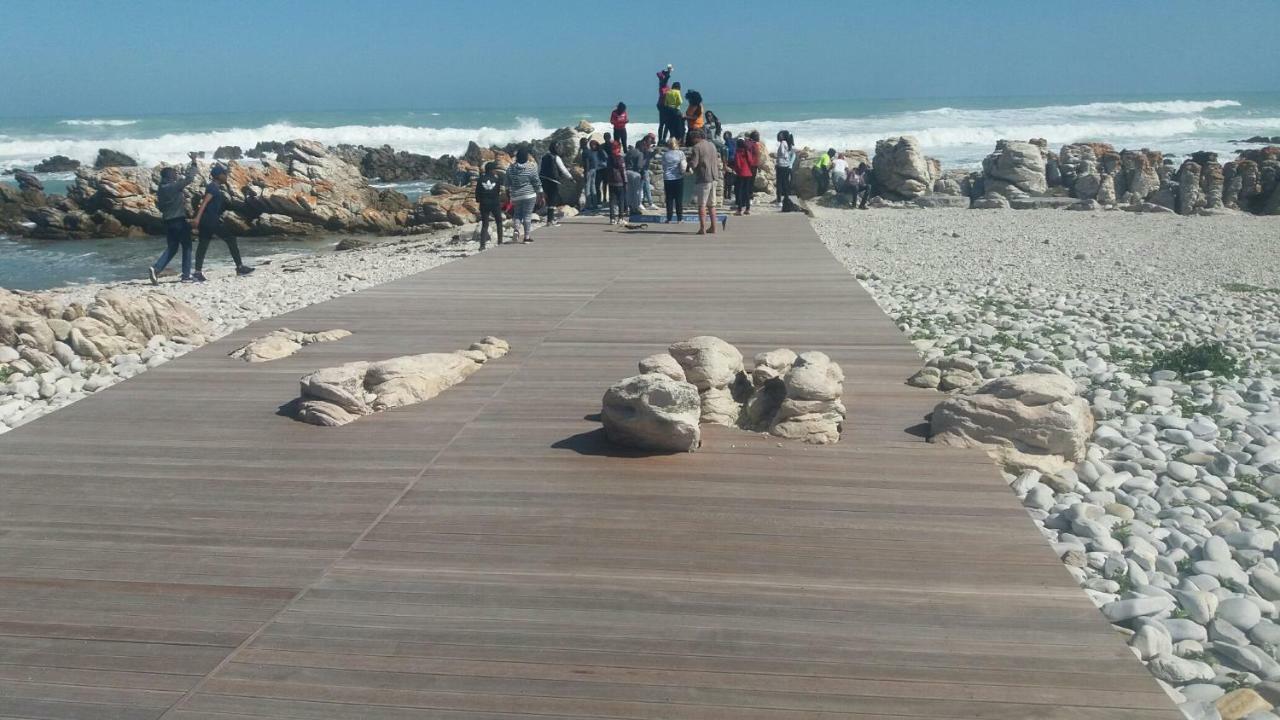 Appartamento Redsky Self Catering Agulhas Esterno foto